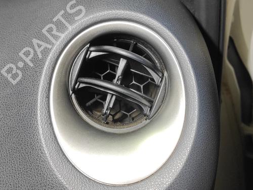 air-vent-nissan-juke-f15-2010-2011-2012-2013-2014-2015-2016-2017-2018-2019-30583154 main image