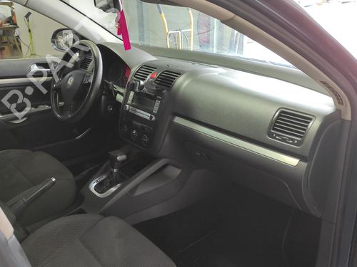 Høyre bak utvendig håndtak VW JETTA III (1K2) 2.0 TDI 16V | BP27666535C130