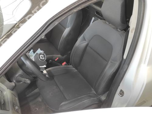 left-front-seat-renault-express-box-bodympv-2021-26535551 main image