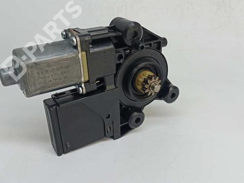 Rudehejsemotor forskærm højre RENAULT MEGANE III Hatchback (BZ0/1_, B3_) 2.0 dCi (BZ0Y) | BP7105417E20 