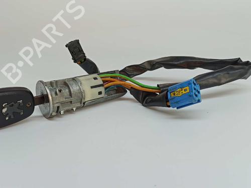 Clé de contact PEUGEOT 206 Hatchback (2A/C) 1.4 HDi eco 70 (68 hp) 6822292