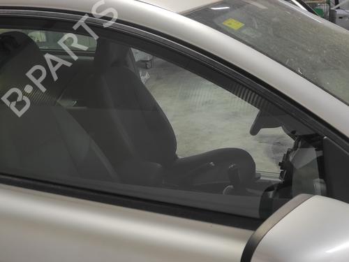 front-right-door-window-volvo-c30-533-20-d-2006-2007-2008-2009-2010-2011-2012-2013-20673882 main image
