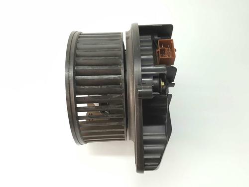 Ventilator motor AUDI A4 B6 Convertible (8H7) 2.5 TDI (163 hp) 6134877