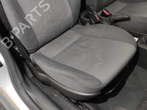Right front seat OPEL ASTRA G Saloon (T98) 1.6 (F69) | BP24534357C16