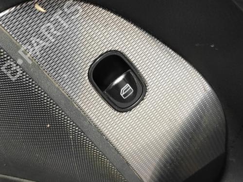 Right front window switch MERCEDES-BENZ CLK (C209) CLK 320 (209.365) BP26463474I26