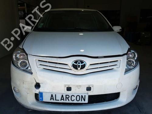 Brukte deler til TOYOTA AURIS (_E15_) 1.4 D-4D (NDE150_, NDE150R) (90 hp) 4278972