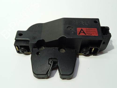Used Tailgate lock PEUGEOT 407 (6D_) 2.0 HDi 135 (6DRHRH, 6DRHRE, 6DRHRG, 6DRHRJ) (136 hp) 29380735
