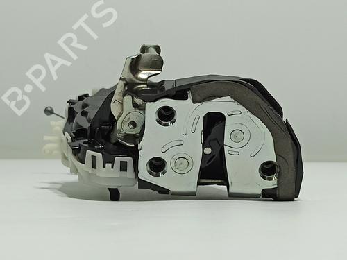 Used Rear left lock TOYOTA YARIS (_P13_) 1.0 (KSP130_, KSP130) (69 hp) 18021397