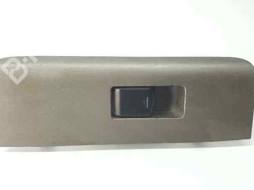 Used Right rear window switch NISSAN PATHFINDER III (R51) 2.5 dCi (174 hp) 3022369