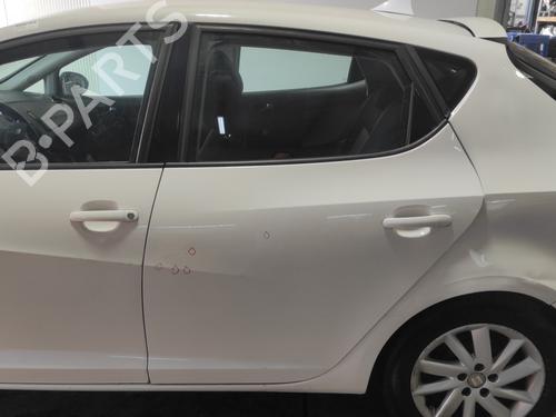 Left rear door SEAT IBIZA IV ST (6J8, 6P8) 1.2 TSI 6J4833055 BLANCO B4 / B9A