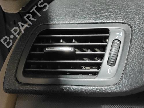 air-vent-vw-passat-b6-variant-3c5-20-tdi-2005-2006-2007-2008-2009-2010-2011-16438274 main image