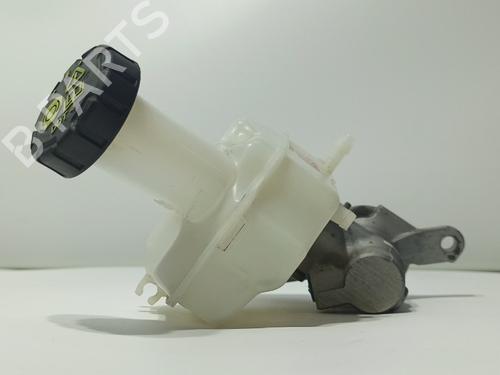 Brake master cylinder RENAULT CLIO V (B7_) 1.0 TCe 100 (B7MT) | BP15942477M77 