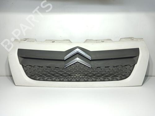 Used Grille Grille 36777940 36777940