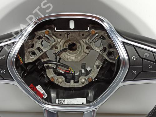 Steering wheel RENAULT CLIO V (B7_) 1.0 TCe 100 (B7MT) | BP17051410C49