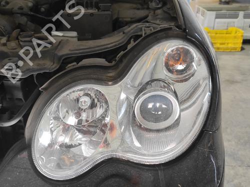 left-headlight-mercedes-benz-c-class-w203-2000-2001-2002-2003-2004-2005-2006-2007-36643145 main image