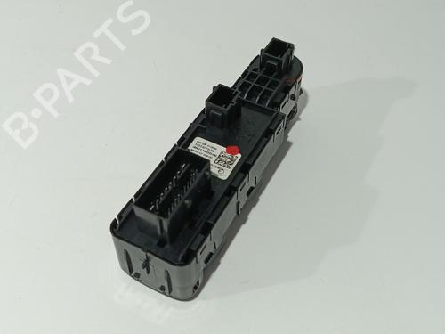 Left front window switch OPEL CORSA F (P2JO) 1.2 (68) | BP32389034I27 - Image 4