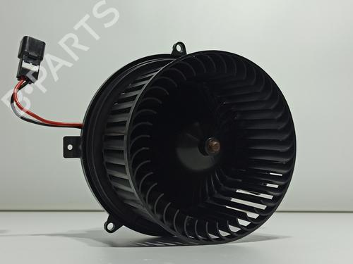 Used Heater blower motor TOYOTA AYGO X (_B7_) 1.0 VVT-i (KGB70) (72 hp) 30956332
