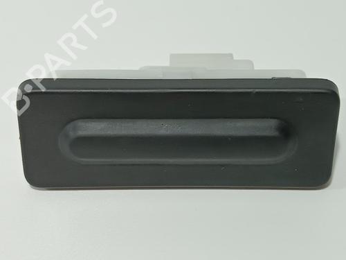 Used Tailgate handle PEUGEOT 208 II (UB_, UP_, UW_, UJ_) e-208 (136 hp) 20163341