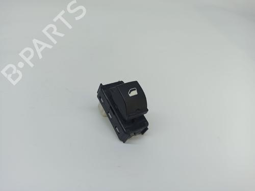 Right front window switch PEUGEOT 208 II (UB_, UP_, UW_, UJ_) 1.5 BlueHDI 100 | BP8213124I26