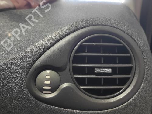 air-vent-renault-clio-iii-br01-cr01-2005-2006-2007-2008-2009-2010-2011-2012-2013-2014-24534405 main image