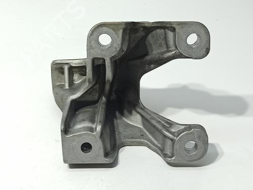 Engine mount LAND ROVER RANGE ROVER VELAR (L560) 2.0 D240 SD4 4x4 | BP29130119M89
