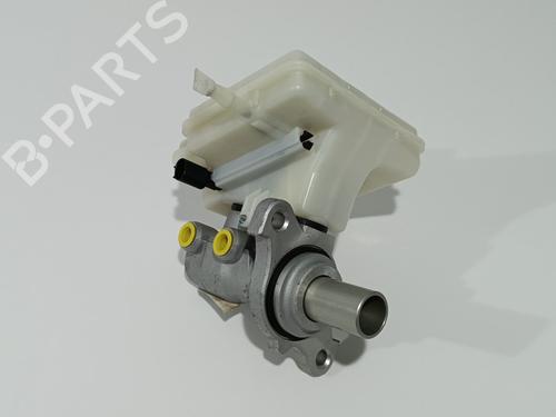 Used Brake master cylinder MINI MINI COUNTRYMAN (R60) [2010-2016]  17980427