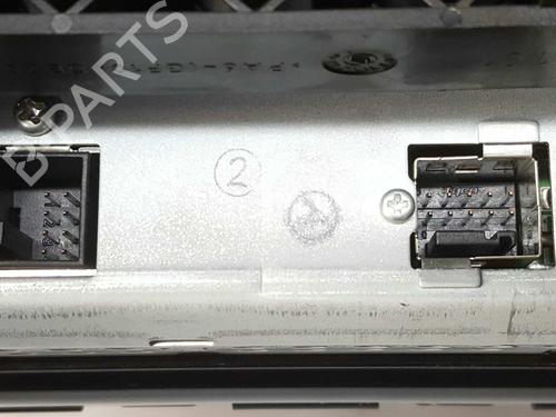 Display monitor MERCEDES-BENZ C-CLASS (W204) C 220 CDI (204.008) | BP4684637C48 
