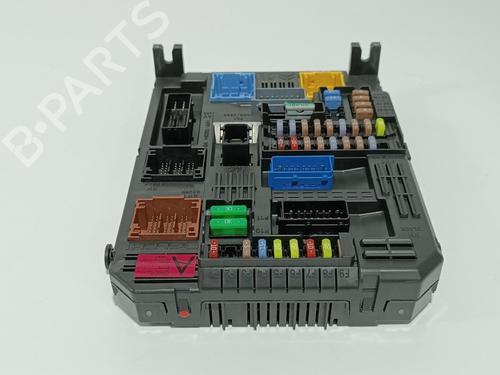 Fuse box PEUGEOT 5008 (0U_, 0E_) 1.2 | BP11286570E1