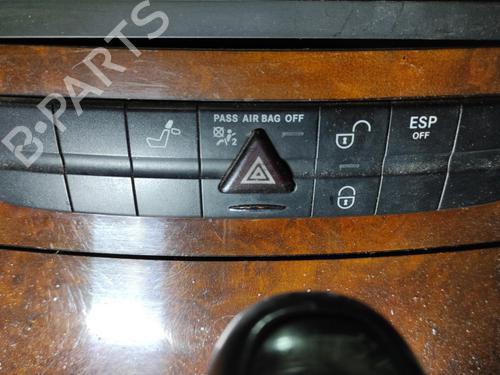 Bouton de warning MERCEDES-BENZ E-CLASS (W211) E 320 CDI (211.026) | BP22342554I22 