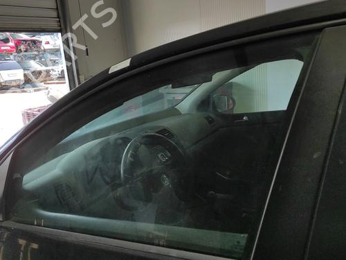 front-left-door-window-vw-golf-v-1k1-2003-2004-2005-2006-2007-2008-2009-2010-37992031 main image