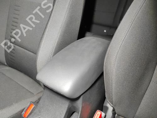 armrest-center-console-hyundai-bayon-bc3-2021-40107681 main image