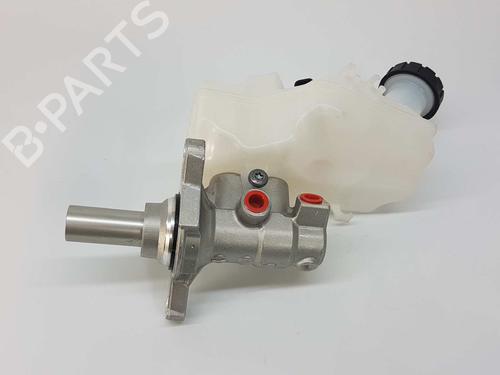 Brake master cylinder RENAULT CLIO V (B7_) 1.0 TCe 90 (B7MT) | BP8231759M77