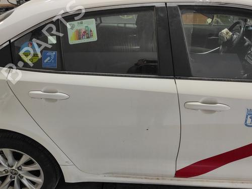 Dør højre bagtil Dør højre bagtil TOYOTA COROLLA Saloon (_E21_) 1.8 VVTi Hybrid (ZWE211, MZEA12) (98 hp) 36303758 36303758