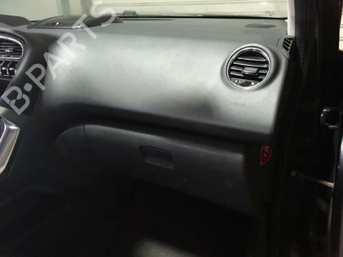 Interior roof light PEUGEOT 3008 I MPV (0U_) 2.0 HDi | BP7425929I8 