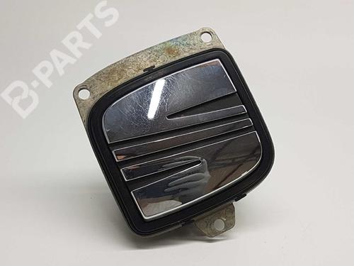 Trunk håndtak SEAT IBIZA III (6L1) 1.4 16V (100 hp) 6138165
