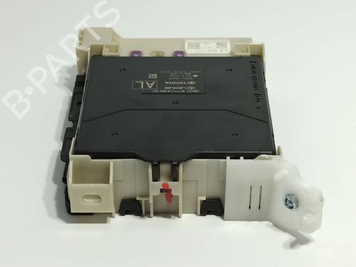 Fuse box TOYOTA COROLLA Hatchback (_E21_, _EA1_, _EH1_) 1.8 Hybrid (ZWE211) | BP36868652E1 - Image 6