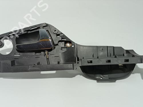Høyre bak invendig håndtak SEAT CORDOBA (6K2) 1.9 TDI (110 hp) 15381292