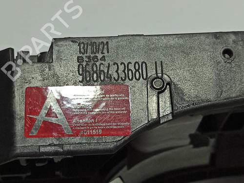 Front right exterior door handle PEUGEOT 3008 II SUV (MC_, MR_, MJ_, M4_) 1.5 BlueHDi 130 | BP27489855C129 