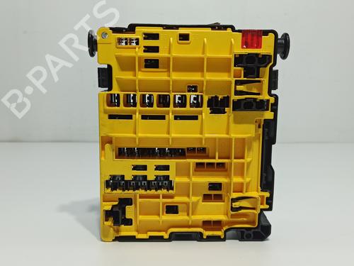 Fuse box CITROËN C3 III (SX) 1.5 BlueHDi 100 (SXYHYP, SXYHTU) | BP17823989E1