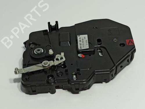Used Rear left lock VW CADDY III Box Body/MPV (2KA, 2KH, 2CA, 2CH) 2.0 SDI (70 hp) 26591008