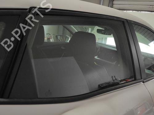 Used Rear right door window Rear right door window 37538133 37538133