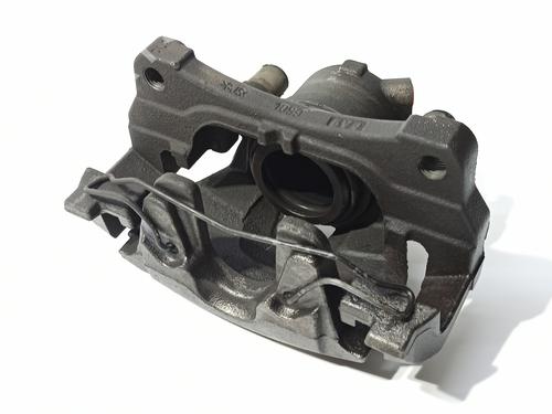 Venstre bremsekaliber foran AUDI A4 B9 Avant (8W5, 8WD) 2.0 TDI (150 hp) 19653741