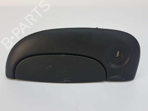 Used Front left exterior door handle RENAULT KANGOO (KC0/1_) 1.2 16V (KC05, KC06, KC03, KC0T, KC0W, KC1D) (75 hp) 9202666