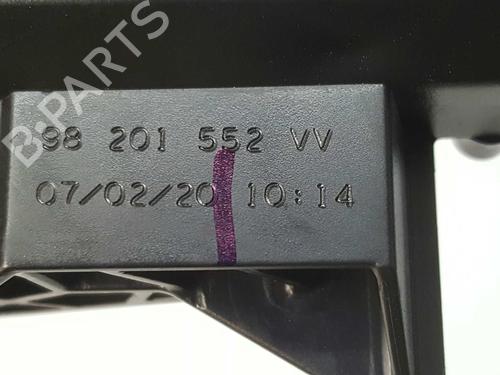 Høyre foran invendig håndtak PEUGEOT 208 II (UB_, UP_, UW_, UJ_) 1.2 PureTech 100 | BP11528001I14 