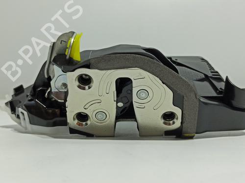 Used Front left lock TOYOTA YARIS (_P13_) 1.5 (NSP131_) (112 hp) 18479975