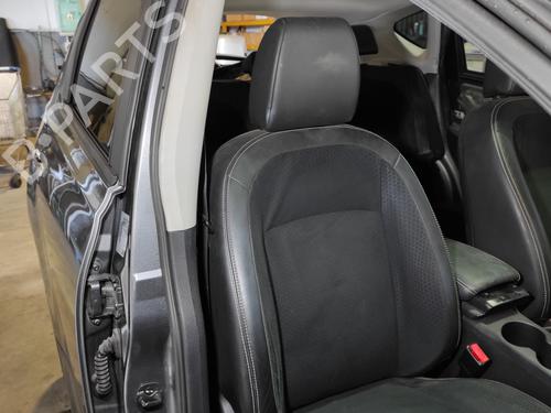 Right front seat NISSAN QASHQAI I (J10, NJ10) 1.5 dCi | BP22708543C16