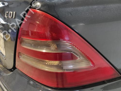 Right taillight MERCEDES-BENZ C-CLASS (W203) C 220 CDI (203.006) | BP23183877C35