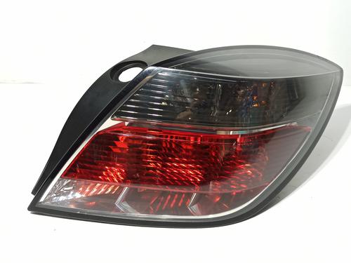 Used Right taillight OPEL ASTRA H (A04) 1.9 CDTI 16V (L48) (120 hp) 22410853