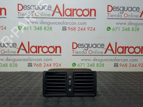 Air vent PEUGEOT 407 (6D_) 2.0 HDi 135 (6DRHRH, 6DRHRE, 6DRHRG, 6DRHRJ) (136 hp) 12068256