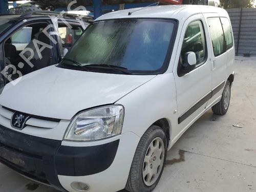 Réservoir de direction assistée PEUGEOT PARTNER MPV (5_, G_) 1.6 HDi 90 | BP14528079M117 